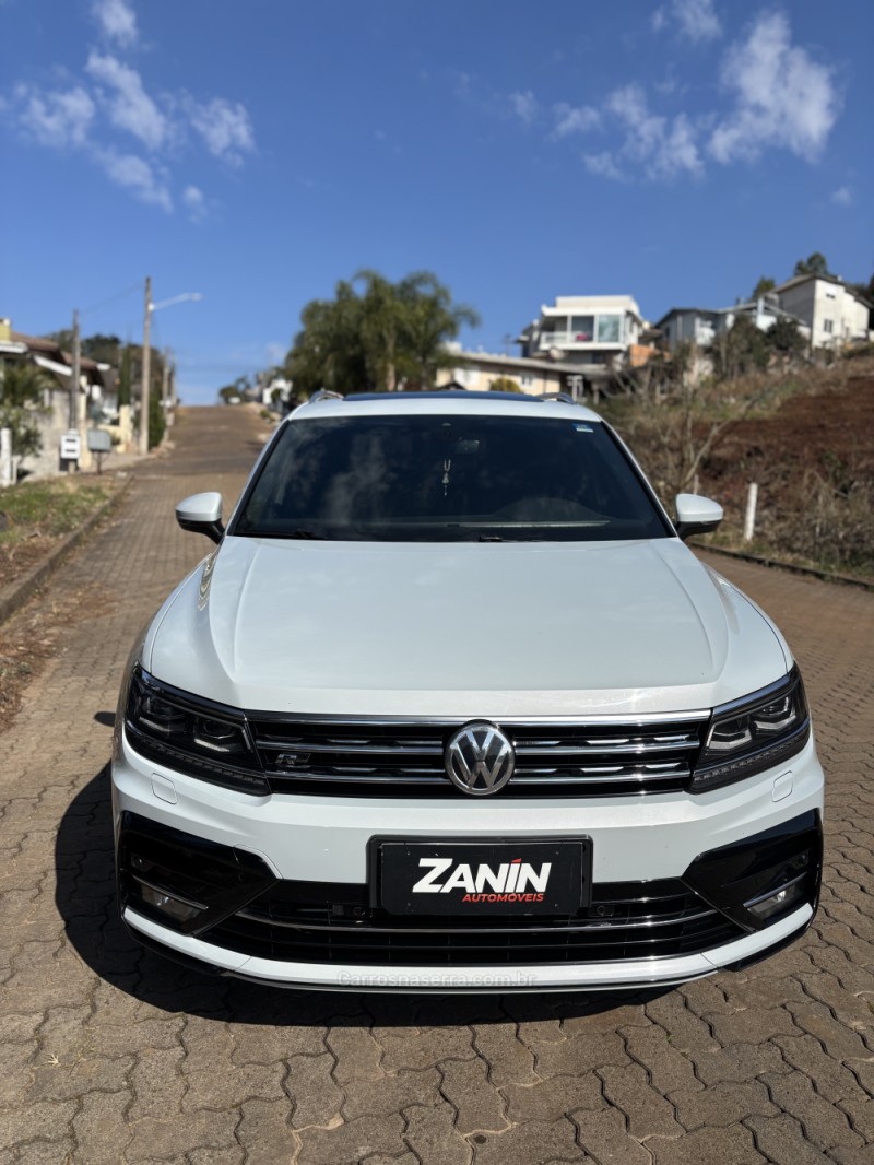 TIGUAN 2.0 ALLSPACE R-LINE 350 TSI 4X4 GASOLINA 4P - 2019 - SANANDUVA