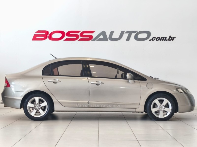 CIVIC 1.8 LXS 16V GASOLINA 4P AUTOMÁTICO - 2007 - CAXIAS DO SUL