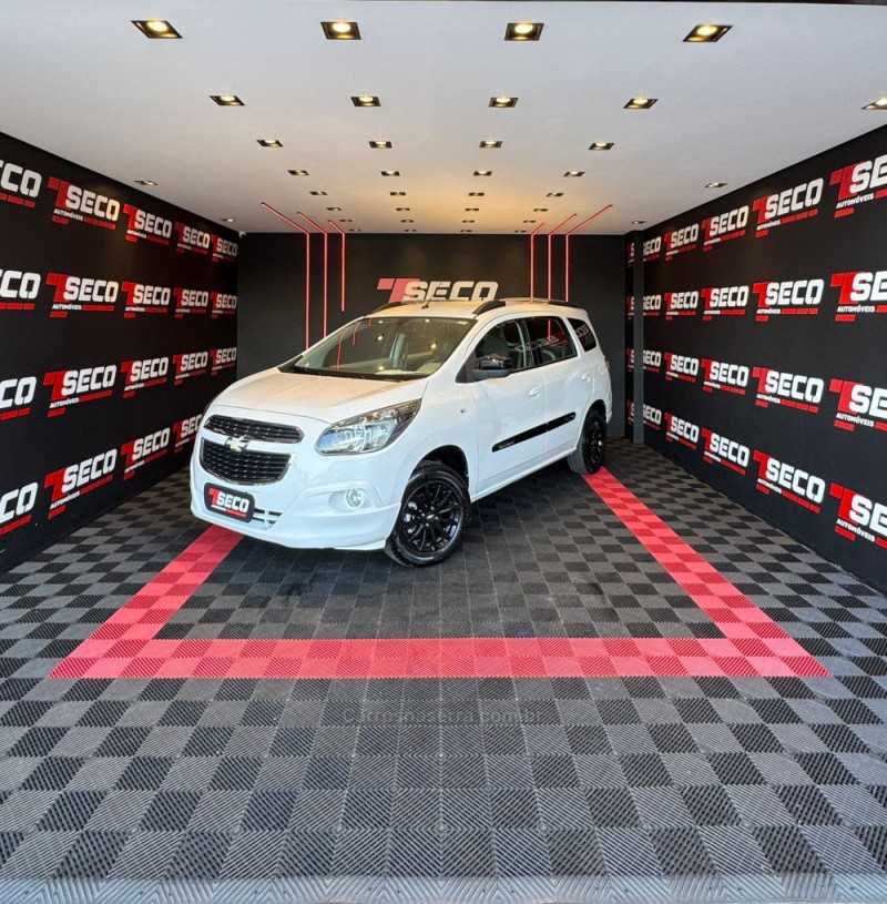 SPIN 1.8 LT 8V FLEX 4P MANUAL - 2014 - PASSO FUNDO