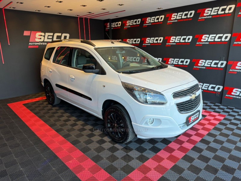 SPIN 1.8 LT 8V FLEX 4P MANUAL - 2014 - PASSO FUNDO