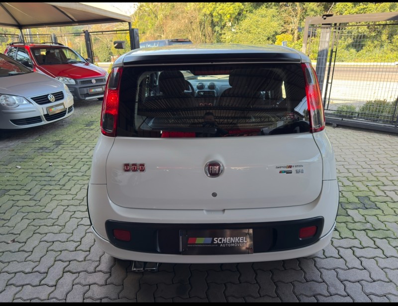 UNO 1.4 SPORTING 8V FLEX 4P MANUAL - 2013 - NOVA PETRóPOLIS