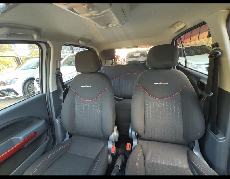 UNO 1.4 SPORTING 8V FLEX 4P MANUAL - 2013 - NOVA PETRóPOLIS