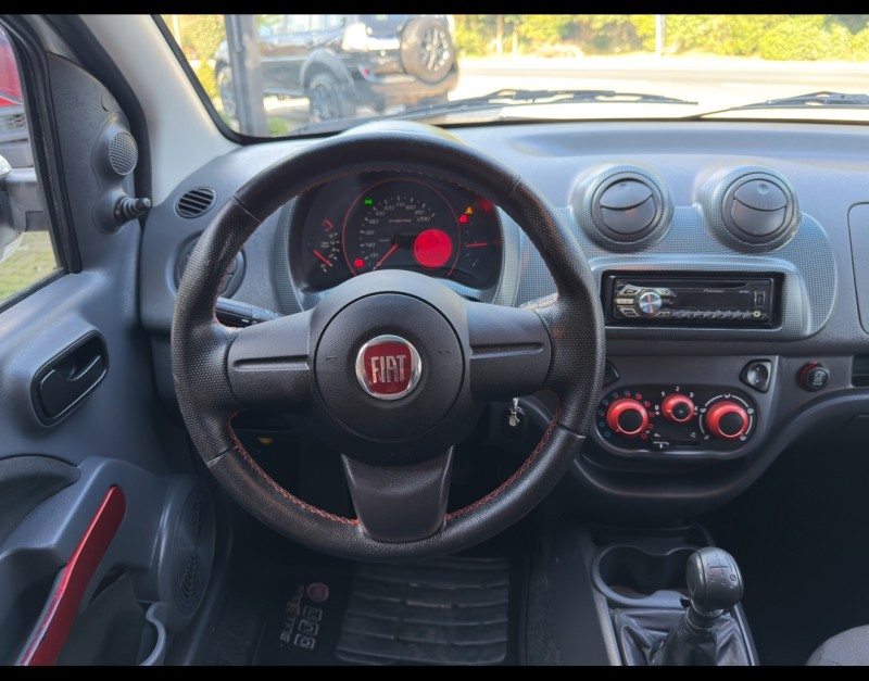 UNO 1.4 SPORTING 8V FLEX 4P MANUAL - 2013 - NOVA PETRóPOLIS
