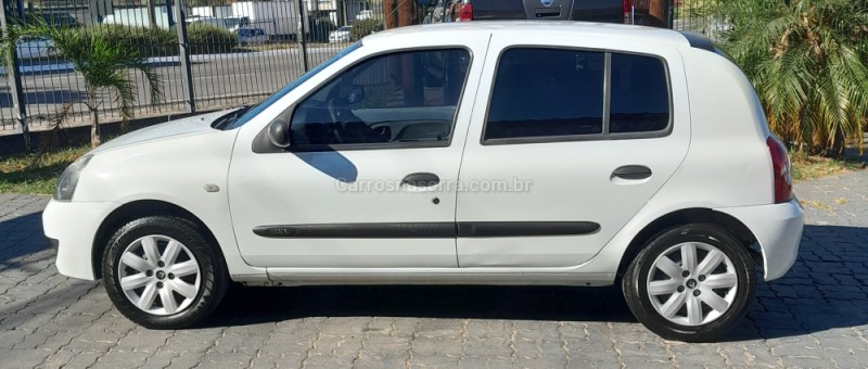 CLIO 1.0 CAMPUS 16V FLEX 4P MANUAL - 2011 - CAXIAS DO SUL