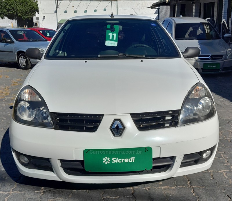 CLIO 1.0 CAMPUS 16V FLEX 4P MANUAL - 2011 - CAXIAS DO SUL