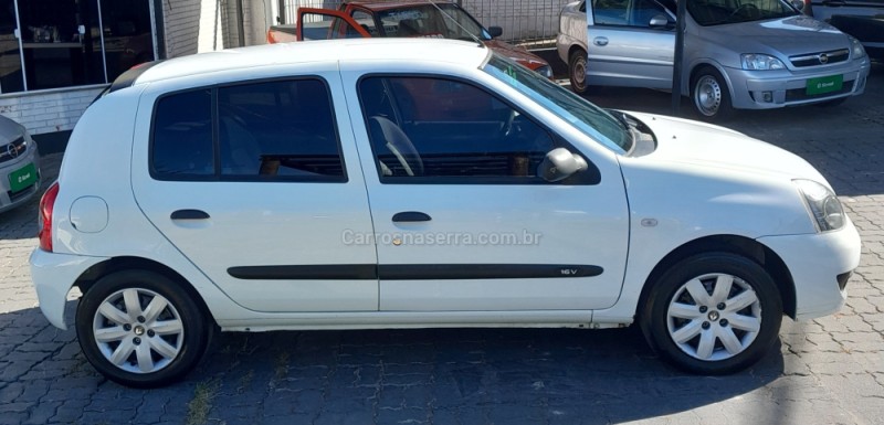 CLIO 1.0 CAMPUS 16V FLEX 4P MANUAL - 2011 - CAXIAS DO SUL