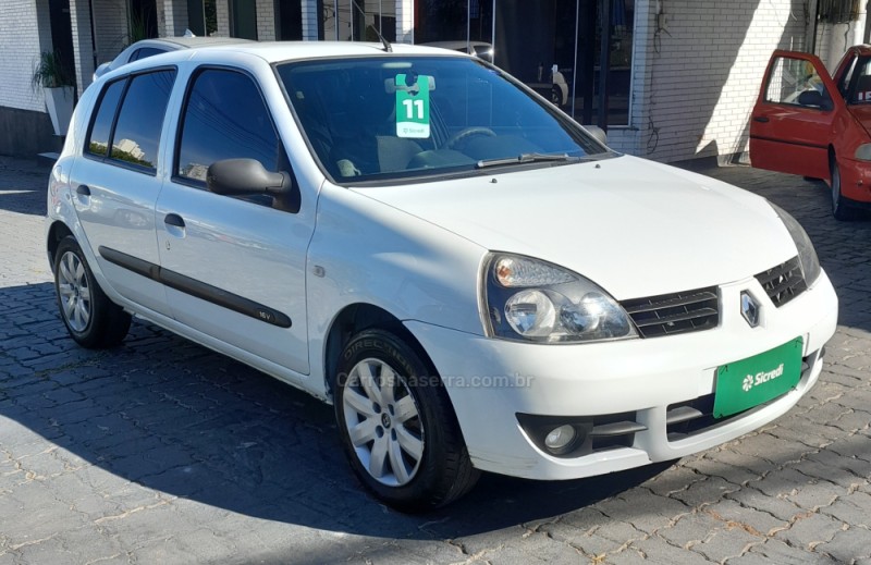 CLIO 1.0 CAMPUS 16V FLEX 4P MANUAL - 2011 - CAXIAS DO SUL