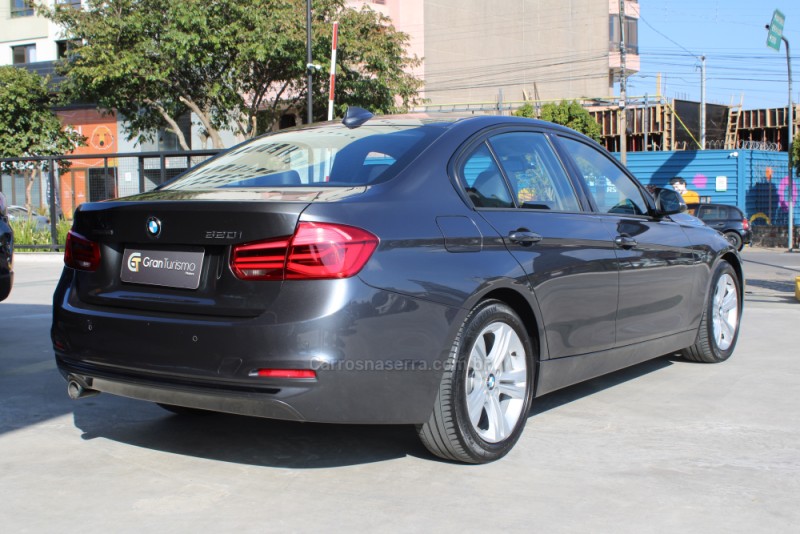 320I 2.0 16V TURBO ACTIVE FLEX 4P AUTOMÁTICO - 2016 - CAXIAS DO SUL