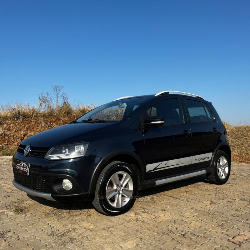 CROSSFOX 1.6 MI FLEX 8V 4P MANUAL - 2011 - LAJEADO