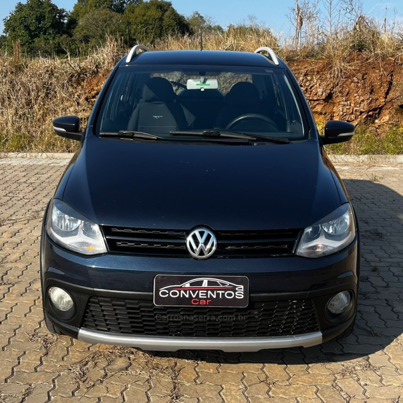 CROSSFOX 1.6 MI FLEX 8V 4P MANUAL - 2011 - LAJEADO