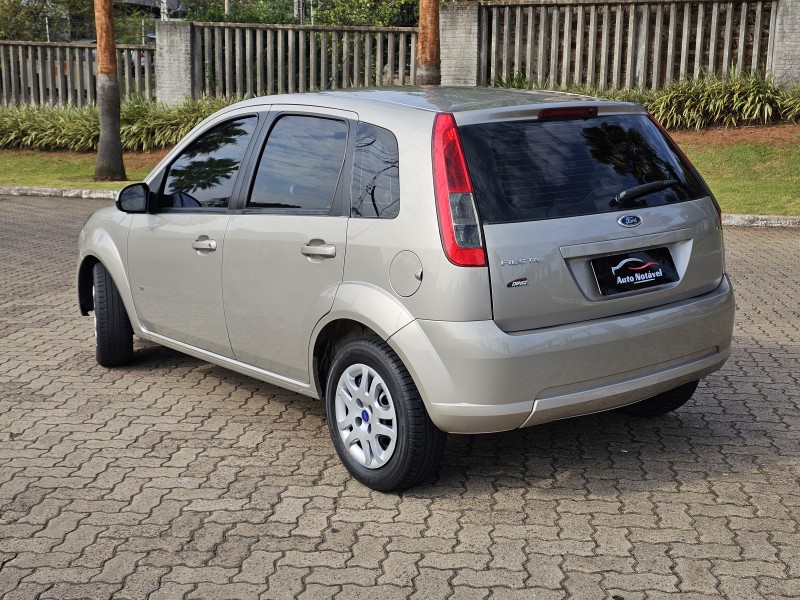 FIESTA 1.6 ROCAM SE 8V FLEX 4P MANUAL - 2014 - ESTâNCIA VELHA