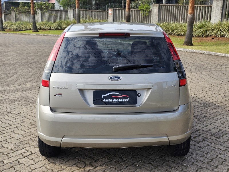FIESTA 1.6 ROCAM SE 8V FLEX 4P MANUAL - 2014 - ESTâNCIA VELHA
