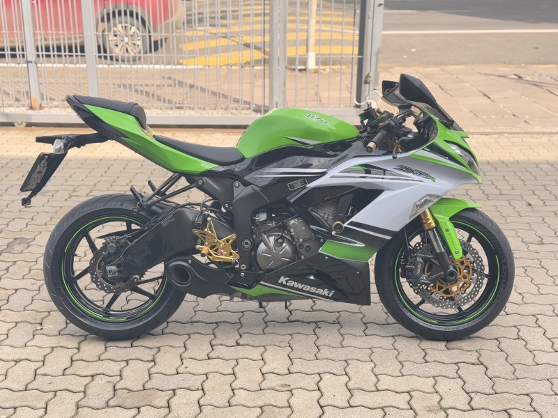 NINJA ZX-6R 600CC  - 2015 - BENTO GONçALVES