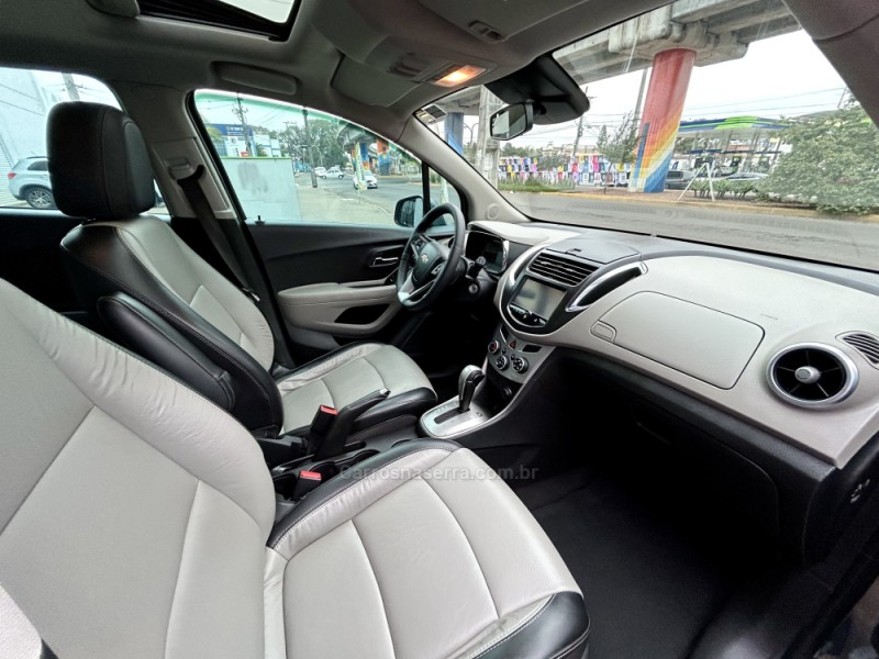TRACKER 1.8 MPFI LTZ 4X2 16V FLEX 4P AUTOMÁTICO - 2015 - NOVO HAMBURGO