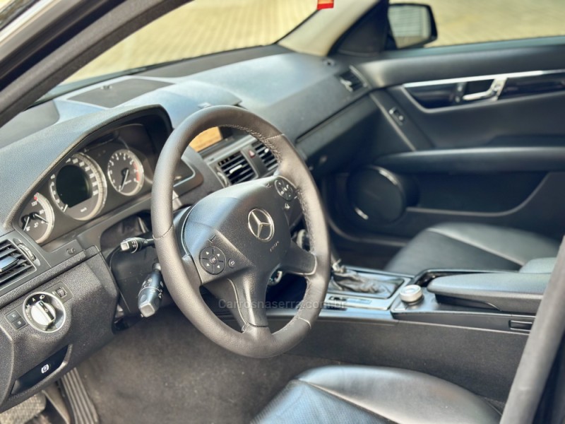 C 180 K 1.8 KOMPRESSOR SEDAN 16V GASOLINA 4P AUTOMÁTICO - 2011 - CAXIAS DO SUL