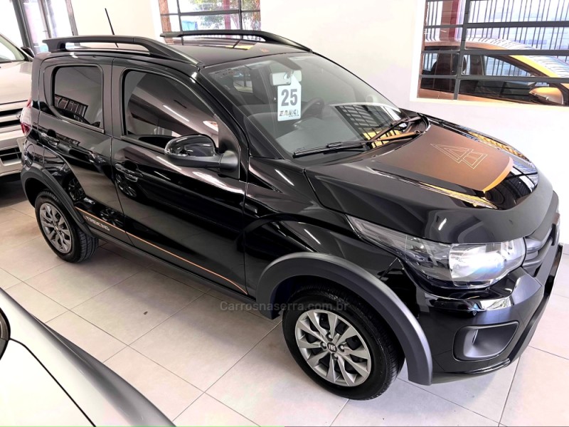 MOBI 1.0 TREKKING 8V FLEX 4P MANUAL - 2025 - CARLOS BARBOSA