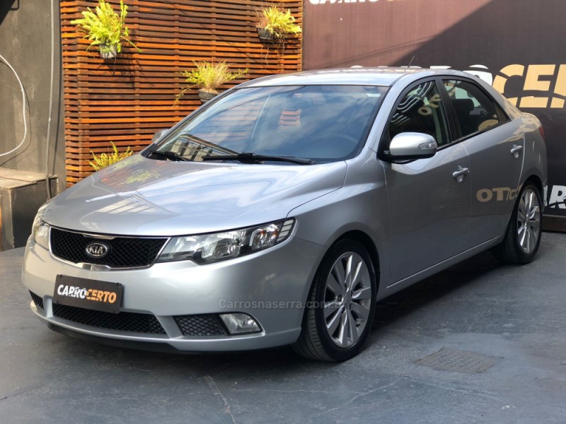 CERATO 1.6 EX2 SEDAN 16V GASOLINA 4P MANUAL - 2010 - NOVO HAMBURGO
