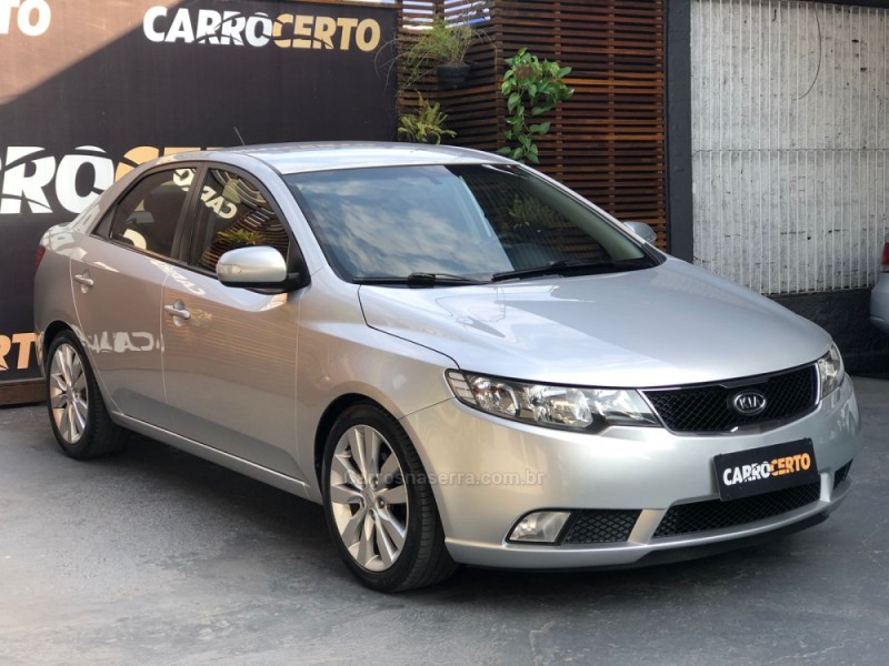 CERATO 1.6 EX2 SEDAN 16V GASOLINA 4P MANUAL - 2010 - NOVO HAMBURGO