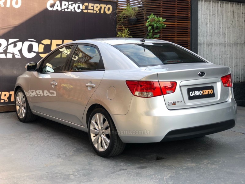 CERATO 1.6 EX2 SEDAN 16V GASOLINA 4P MANUAL - 2010 - NOVO HAMBURGO