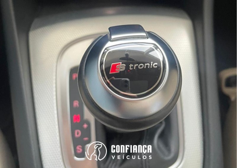 Q3 2.0 TFSI AMBIENTE QUATTRO 4P GASOLINA S TRONIC - 2016 - BENTO GONçALVES