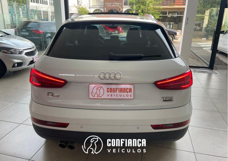 Q3 2.0 TFSI AMBIENTE QUATTRO 4P GASOLINA S TRONIC - 2016 - BENTO GONçALVES