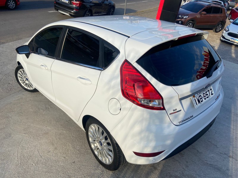 FIESTA 1.6 TITANIUM HATCH 16V FLEX 4P AUTOMÁTICO - 2015 - CAXIAS DO SUL