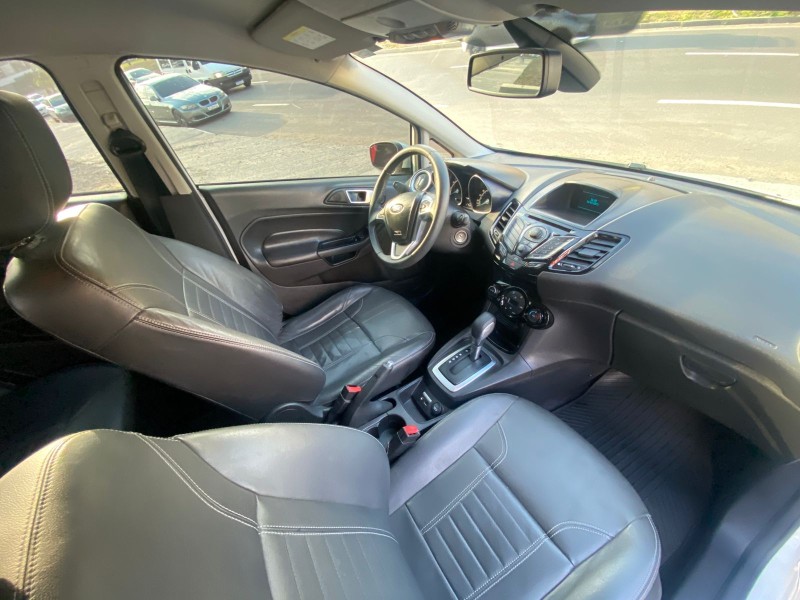 FIESTA 1.6 TITANIUM HATCH 16V FLEX 4P AUTOMÁTICO - 2015 - CAXIAS DO SUL