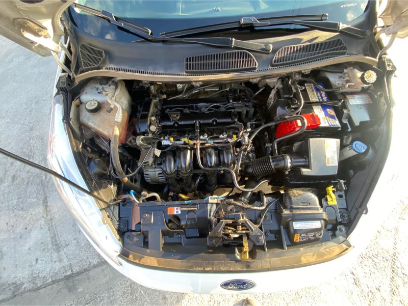 FIESTA 1.6 TITANIUM HATCH 16V FLEX 4P AUTOMÁTICO - 2015 - CAXIAS DO SUL