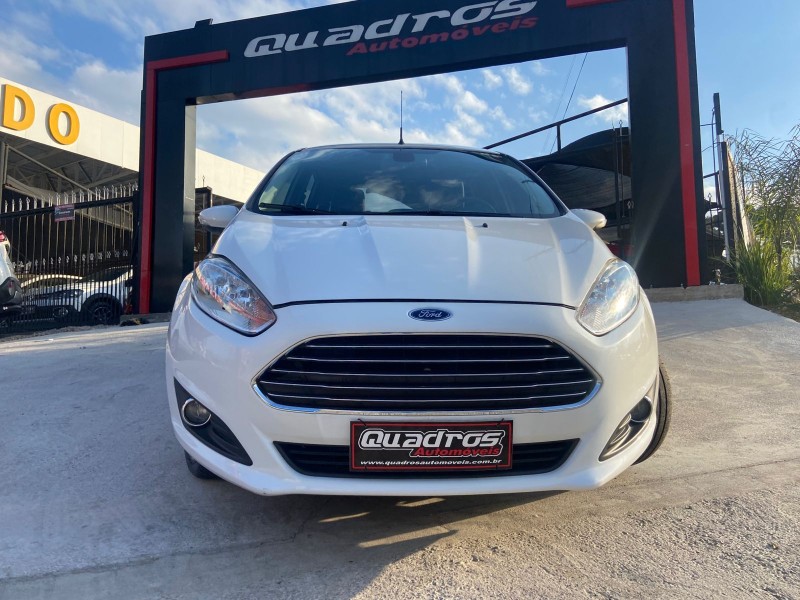 FIESTA 1.6 TITANIUM HATCH 16V FLEX 4P AUTOMÁTICO - 2015 - CAXIAS DO SUL