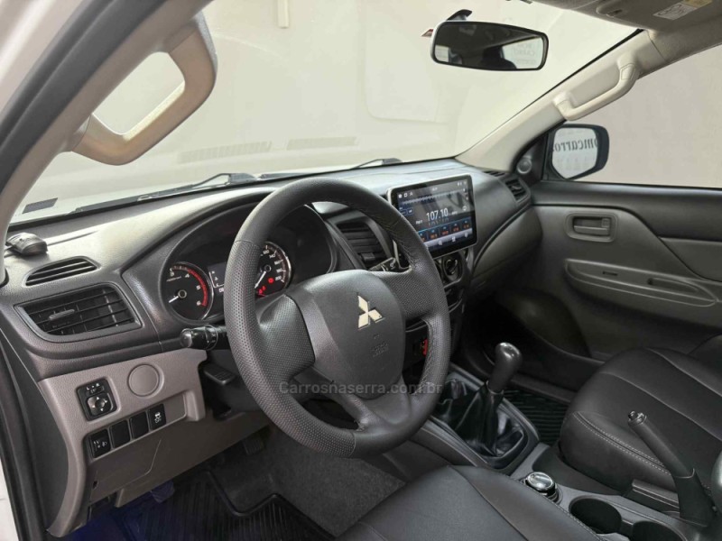 L200 TRITON 2.4 OUTDOOR GLX 4X4 CD 16V DIESEL 4P MANUAL - 2023 - PORTO ALEGRE