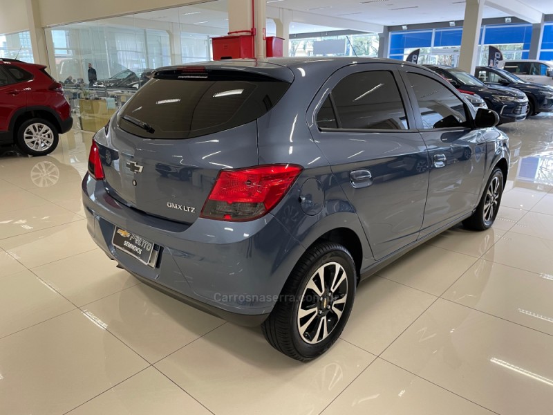 ONIX 1.4 MPFI LTZ 8V FLEX 4P MANUAL - 2014 - VERANóPOLIS