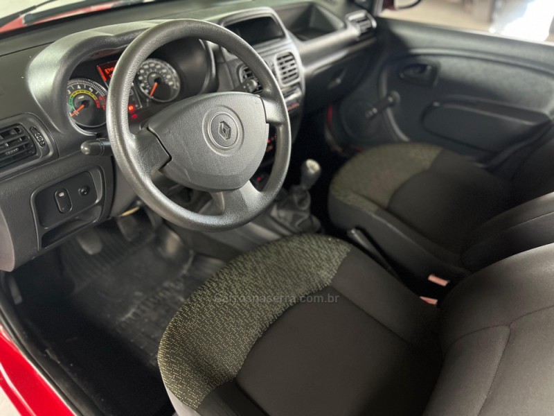 CLIO 1.0 EXPRESSION 16V FLEX 4P MANUAL - 2014 - CAXIAS DO SUL