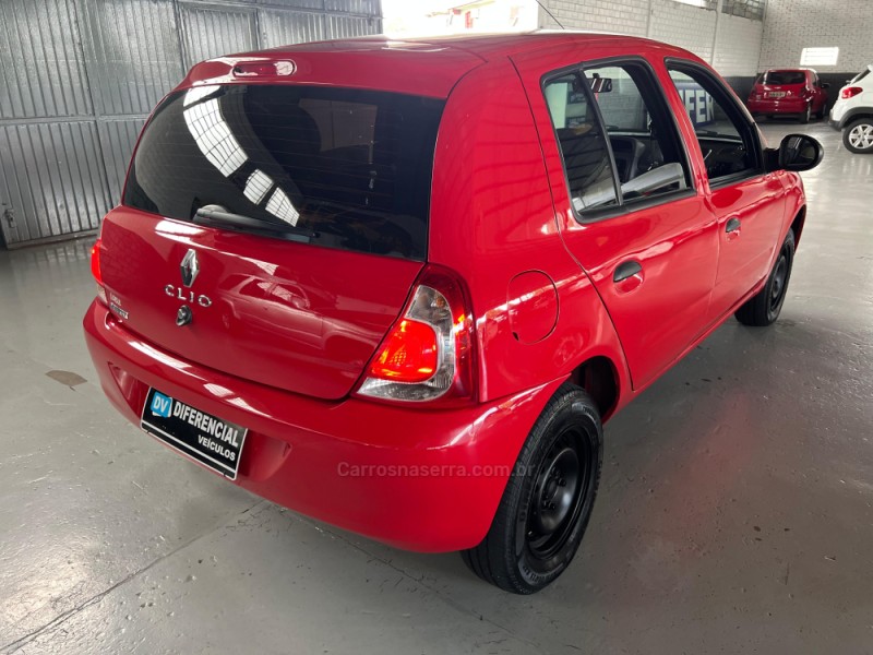 CLIO 1.0 EXPRESSION 16V FLEX 4P MANUAL - 2014 - CAXIAS DO SUL