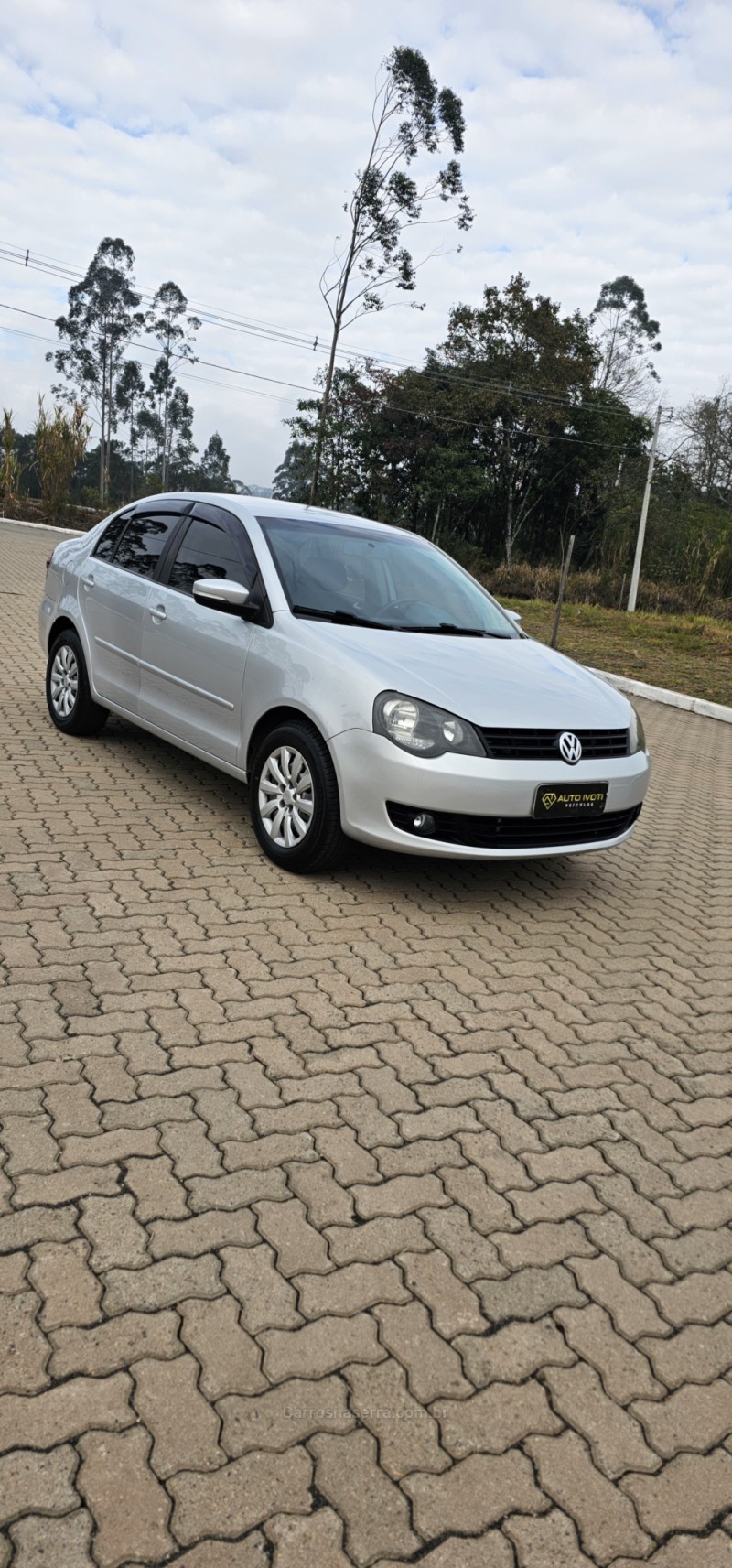 POLO SEDAN 1.6 MI 8V FLEX 4P MANUAL - 2013 - IVOTI