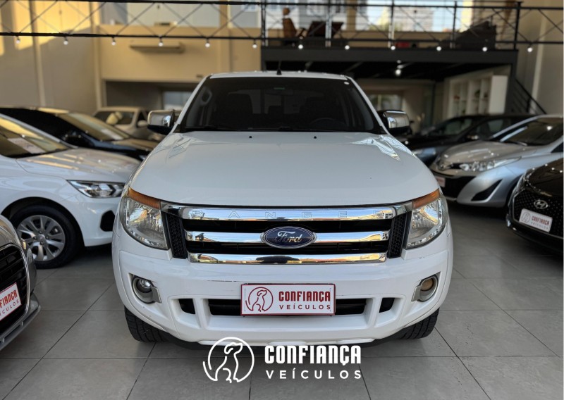RANGER 3.2 XLT 4X4 CD 20V DIESEL 4P AUTOMÁTICO - 2013 - BENTO GONçALVES