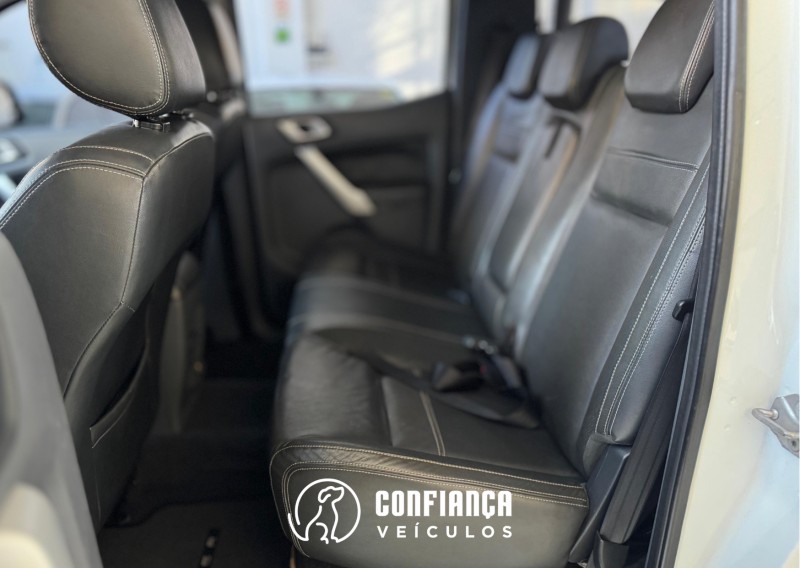 RANGER 3.2 XLT 4X4 CD 20V DIESEL 4P AUTOMÁTICO - 2013 - BENTO GONçALVES