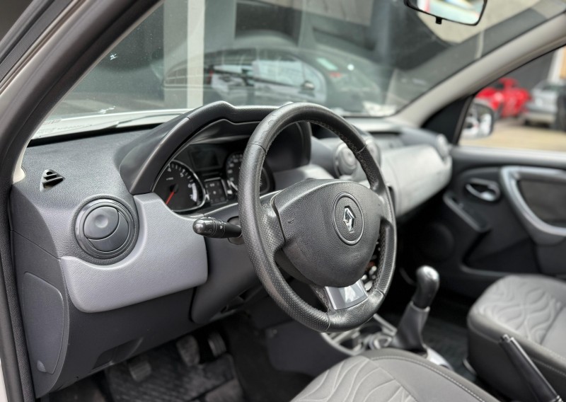 DUSTER 1.6 DYNAMIQUE 4X2 16V FLEX 4P MANUAL - 2013 - CAXIAS DO SUL