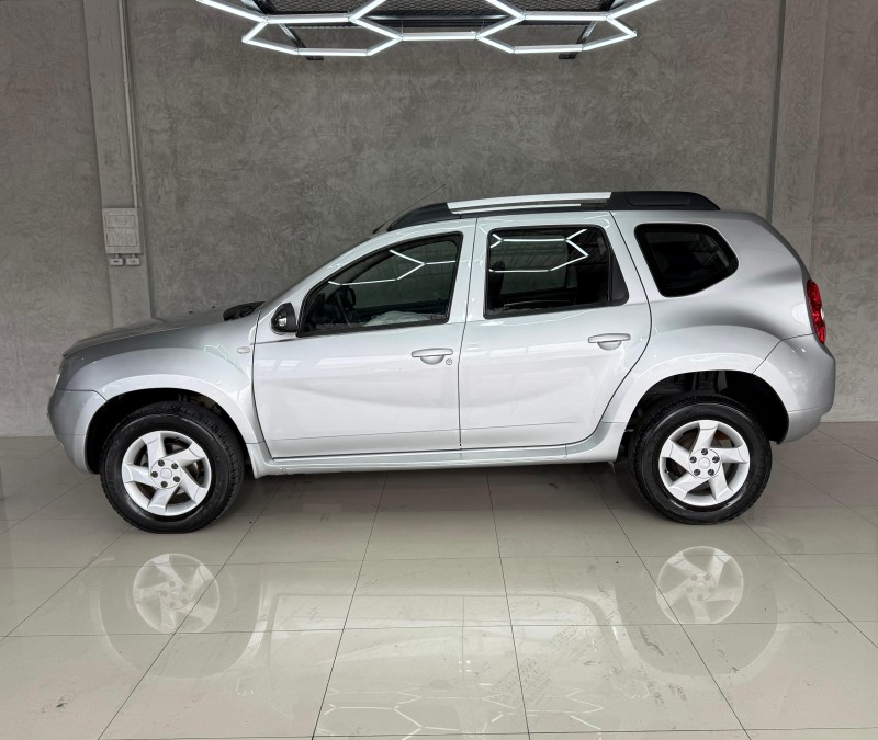 DUSTER 1.6 DYNAMIQUE 4X2 16V FLEX 4P MANUAL - 2013 - CAXIAS DO SUL