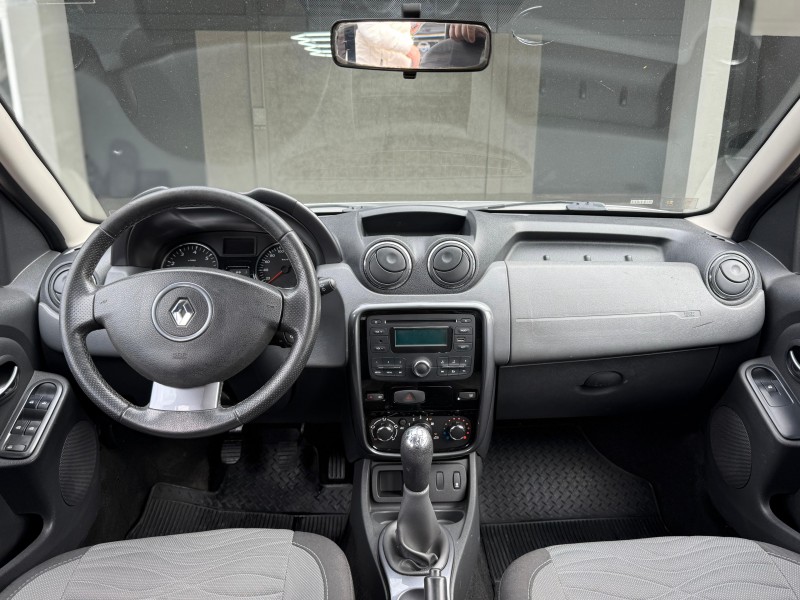 DUSTER 1.6 DYNAMIQUE 4X2 16V FLEX 4P MANUAL - 2013 - CAXIAS DO SUL