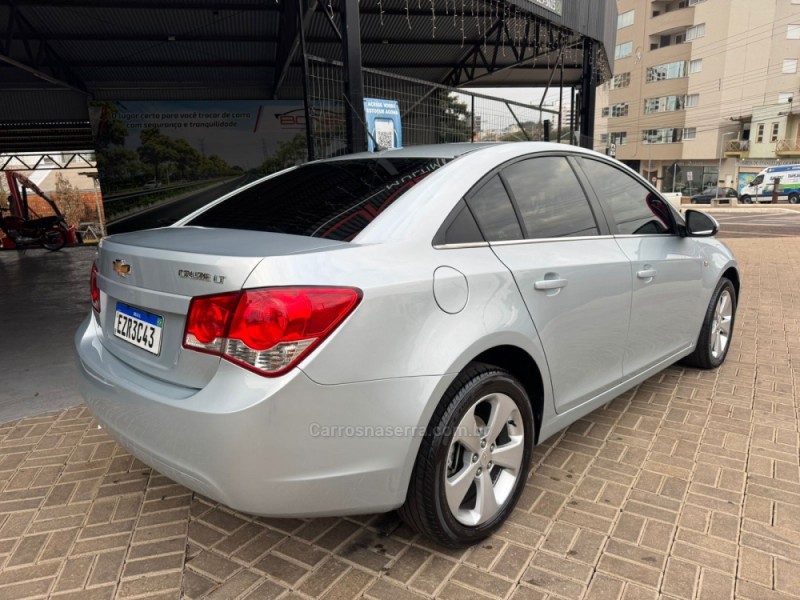 CRUZE 1.8 LT 16V FLEX 4P MANUAL - 2012 - TAPEJARA
