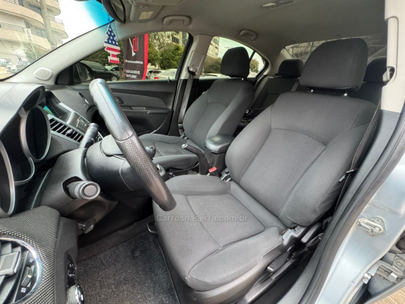 CRUZE 1.8 LT 16V FLEX 4P MANUAL - 2012 - TAPEJARA