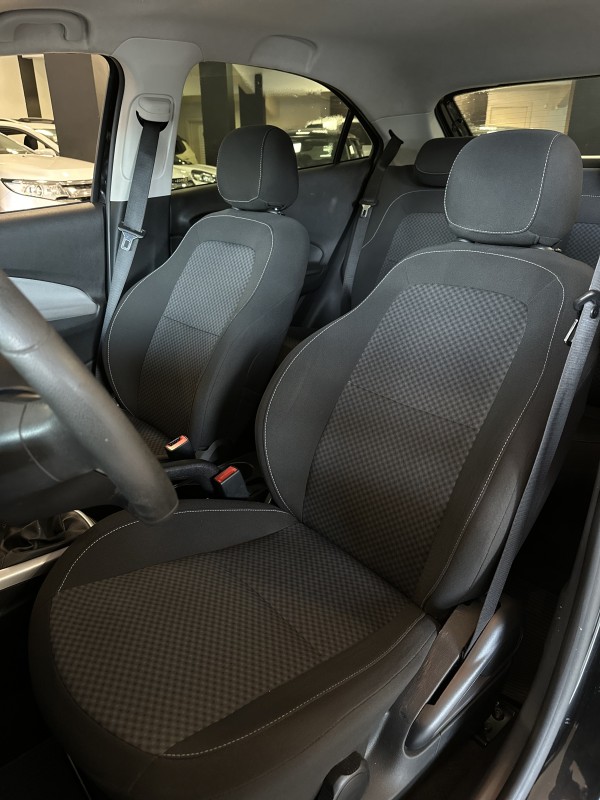 ONIX 1.0 MPFI LT 8V FLEX 4P MANUAL - 2018 - CAXIAS DO SUL