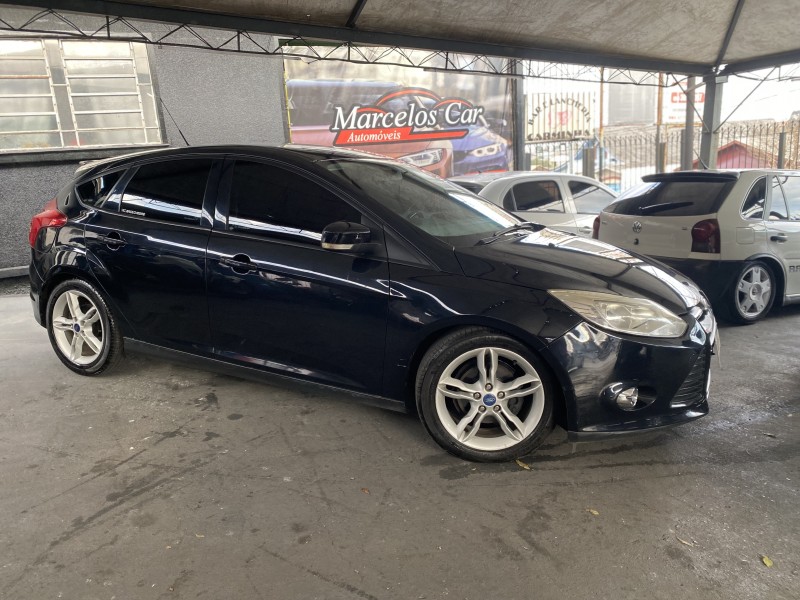 focus 2.0 se hatch 16v flex 4p auto 2014 caxias do sul