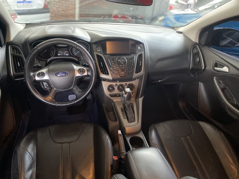FOCUS 2.0 SE HATCH 16V FLEX 4P AUTO - 2014 - CAXIAS DO SUL