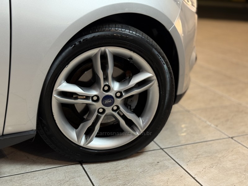 FOCUS 2.0 SE PLUS 16V FLEX 4P AUTOMÁTICO - 2015 - GUAPORé