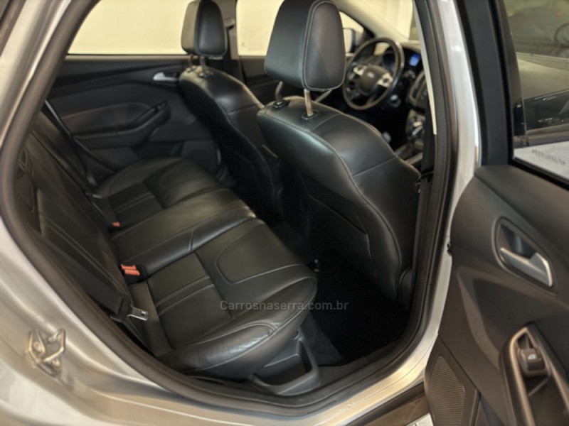 FOCUS 2.0 SE PLUS 16V FLEX 4P AUTOMÁTICO - 2015 - GUAPORé