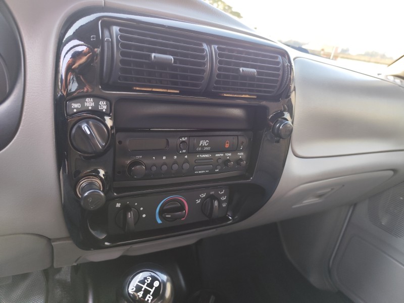 RANGER 2.5 XLT 4X4 CS 8V TURBO INTERCOOLER DIESEL 2P MANUAL - 2000 - CAXIAS DO SUL