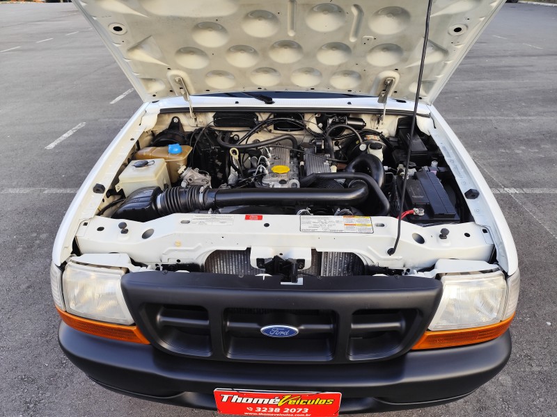 RANGER 2.5 XLT 4X4 CS 8V TURBO INTERCOOLER DIESEL 2P MANUAL - 2000 - CAXIAS DO SUL