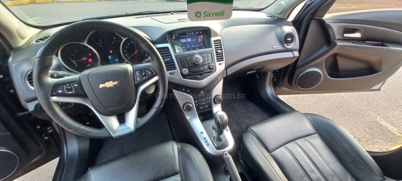 CRUZE 1.8 LT SPORT6 16V FLEX 4P AUTOMÁTICO - 2013 - PICADA CAFé
