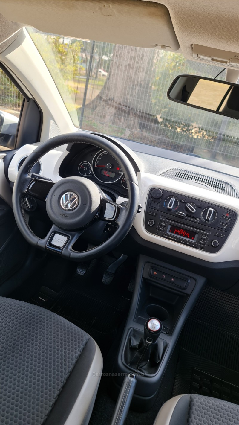 UP 1.0 TSI CROSS 12V FLEX 4P MANUAL - 2017 - LAGOA VERMELHA